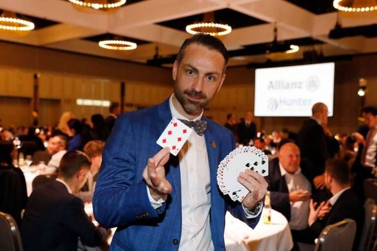 Paul James Magician