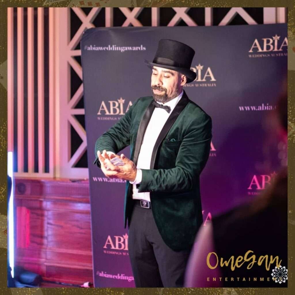 Corporate events magician brisbane Jah